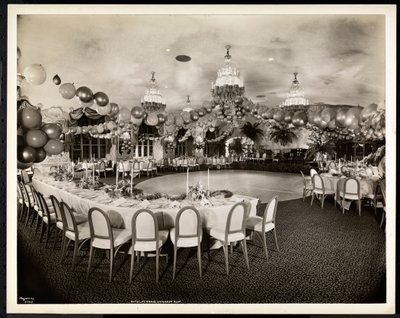 Wienertaket på Hotel St. Regis, 1937 (sølv gelatintrykk) av Byron Company
