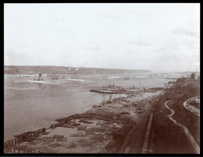 Utsikt over amerikanske krigsskip i Hudson River under prins Louis av Battenbergs besøk, 1905 (sølv gelatintrykk) av Byron Company