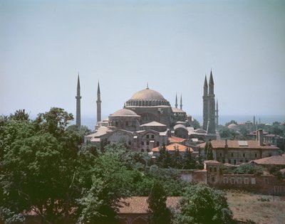 Utsikt over Haghia Sophia, bygget i 537 e.Kr av Byzantine School
