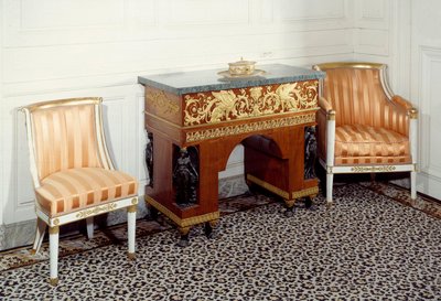 Furniture Premier Empire: kontoret til imponen Josephine de Beauharnais (1763-1814) realisert av brødrene Jacob (1800-tallet) etter tegningene til Charles Percier og Pierre Fontaine. 1800 Versailles, Grand Trianon av C. and Fontaine P. Percier