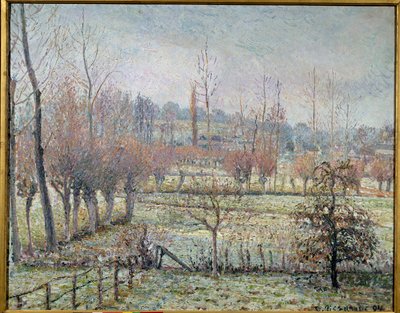 Hvit frost, morgen eller snøeffekt i eragny. Maleri av Camille Pissarro (1830-1903) av Camille Jacob Pissarro