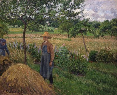 Gartner som står ved en høystakk, overskyet himmel, Eragny, 1899. av Camille Pissarro