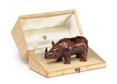 Ein geschnitztes Jaspismodell eines Nashorns, ca. 1900 von Carl Fabergé