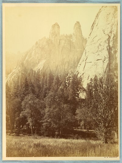 Cathedral Spires, Yosemite av Carleton E. Watkins