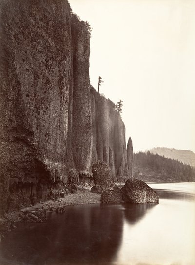 Cape Horn, Columbia River, Oregon, 1867. av Carleton Emmons Watkins
