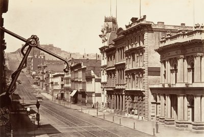 North Side of California Street, 1864, trykt ca. 1876. av Carleton Emmons Watkins
