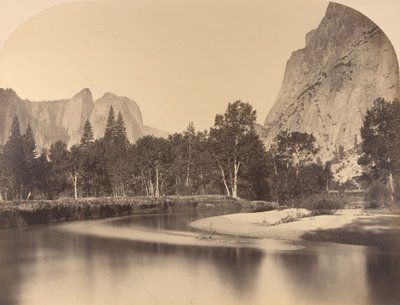 River View, Down the Valley, Cathedral Rock til venstre, 1861, Yosemite. av Carleton Emmons Watkins