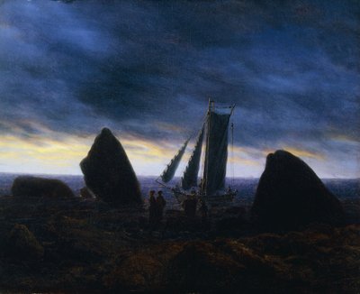 Fiskebåt som passerer figurer på en strand ved Østersjøen; Fischerboot zwischen Findlingen am Ostseestrand, av Caspar David Friedrich