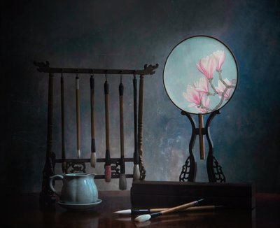 Stilleben med kinesisk magnolia av Catherine Wang