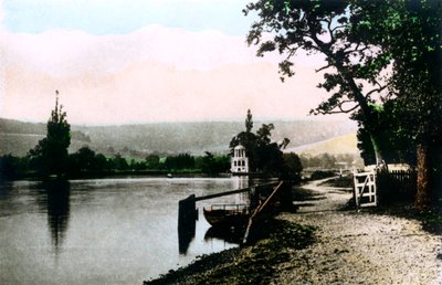 Henley Regatta Island, 20. århundre. av Cavenders Ltd