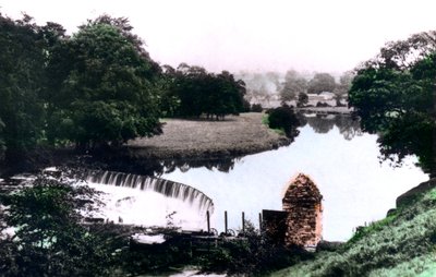 The Riddle Valley ved Clitheroe, Lancashire, 1926. av Cavenders Ltd