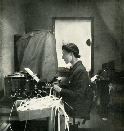 Code and Cypher Officer, c1943. av Cecil Beaton