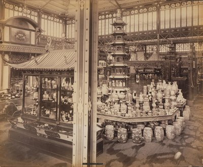 Utsikt over den kinesiske domstolen, hovedbygningen, Centennial Exhibition, Philadelphia av Centennial Photographic Co.