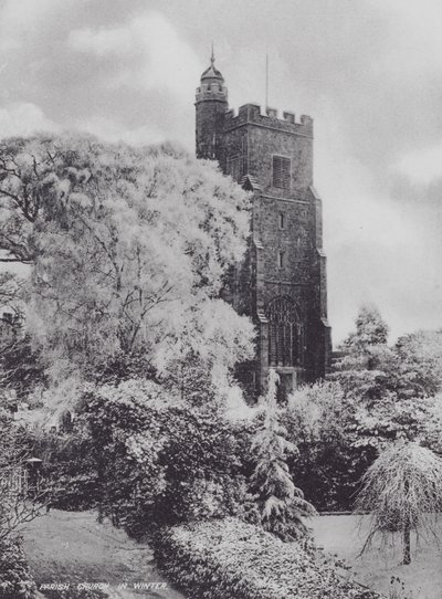 Sevenoaks: Parish Church in Winter (s/hvitt bilde) av Charles Essenhigh Corke
