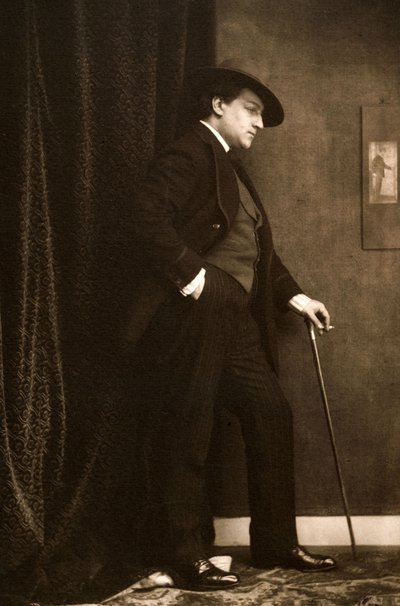 Portrett av Sacha Guitry 1885-1957, ca. 1905. av Charles Gerschel