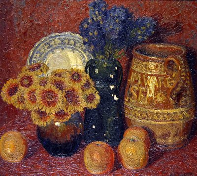 Stilleben - Blomster, keramikk og epler (olje på lerret) av Charles Ginner