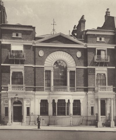 Boodles Club, St James Street, South West av Charles Latham