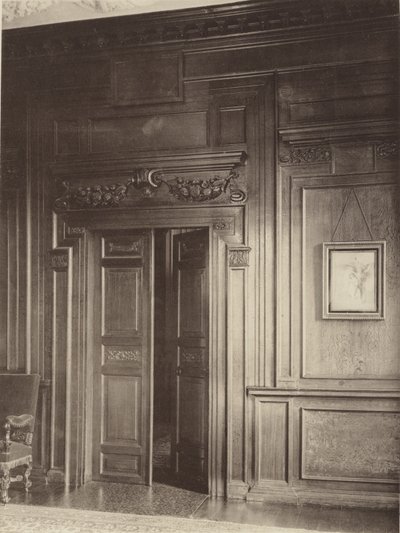 Thorpe Hall, Grantham, dør og panel i spisestue av Charles Latham