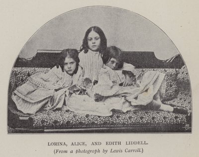 Lorina, Alice og Edith Liddell (s/hvitt-bilde) av Charles Lutwidge Dodgson