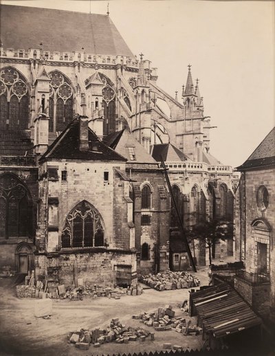 Østenden av katedralen i Troyes under restaurering, Frankrike av Charles Marville