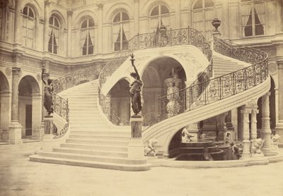 [Trapp, interiør i Hôtel de Ville] av Charles Marville