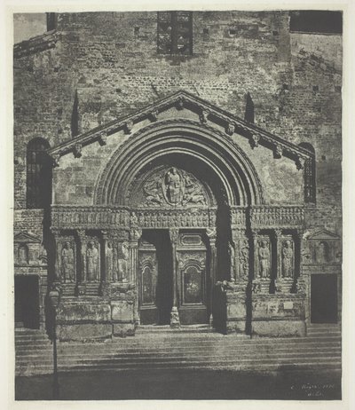 Arles: The West Porch of Saint-Trophime av Charles Nègre