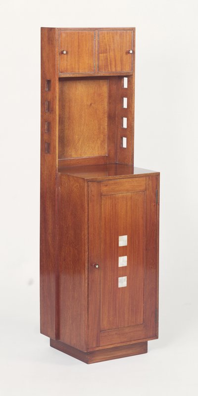 Perlemor innlagt nattbordsskap, 1917 (mahogni) av Charles Rennie Mackintosh