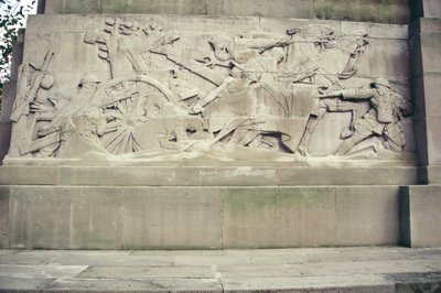 Detalj fra Royal Artillery Memorial 1914-18, 1925 (Portland-stein) av Charles Sergeant Jagger