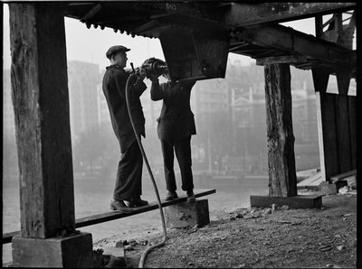 Riving av Waterloo Bridge, Lambeth, Greater London Authority, 1936. av Charles William Prickett