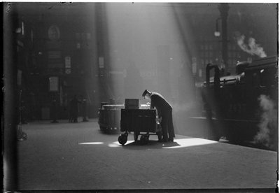 Liverpool Street Station, Liverpool Street, City of London, Greater London Authority, c1932. av Charles William Prickett