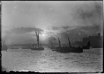 Vauxhall, Lambeth, Greater London Authority, 1920-1940. av Charles William Prickett
