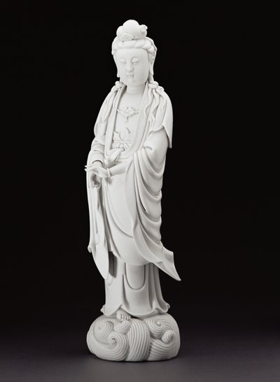 Blanc de Chine-figur av Guanyin, ca. 1800 (porselen) av Chinese School
