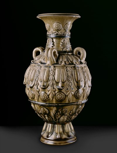 Grønnvarekrukke med støpte dekorasjoner, Yue Kikn-sted, Six Dynasties Period (keramikk) av Chinese School