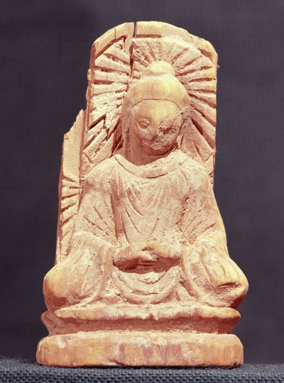 Sittende Buddha i meditasjon, fra Tumshuq (Xinjiang) 4.-5. århundre (tre) av Chinese School