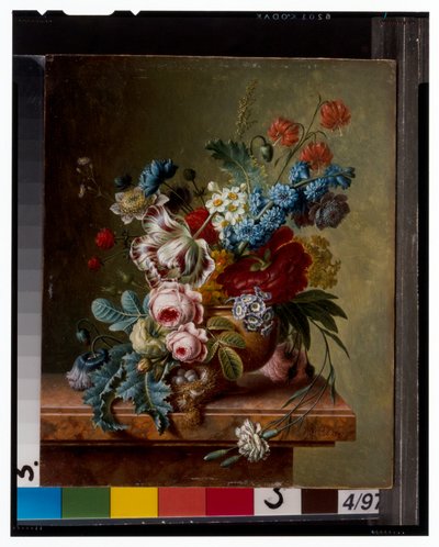 En vase med blomster på en marmorhylle og en kurv med blomster med en gullfink av Christiaan van Pol