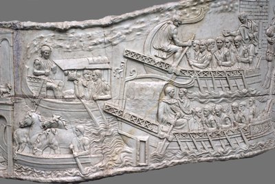 De romerske byssene. Relieffdetalj av Trajans søyle, 1.-2. århundre av Classical Antiquities