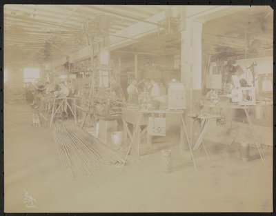Dressler & Co. filmlaboratorium med folk som jobber, New York av Company Byron