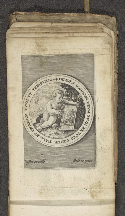 Putto med nettbrett Putti avbilder Guds ord (serietittel) Verbum Dei (serietittel) av Crispijn van de Passe (I)