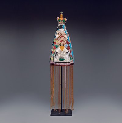 Kongelig krone (ade), sent på 1800- til tidlig på 1900-tallet (glassperler, tøy, kurv og fiber) av Yoruba Culture