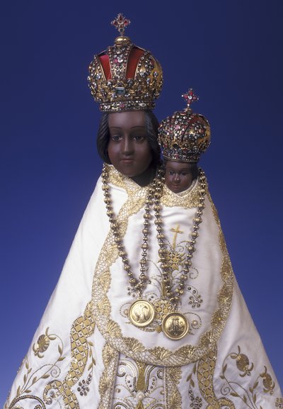 Statuett av Jomfru Maria av Svatá Hora (tre, metall og stoff) av Czech School