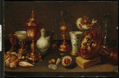 Stilleben med skjell, med nautilus, vaser, glass og korallgrener av David II Ryckaert