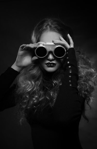 Portrett med steampunk-briller av Denisa Justusová Šumcová