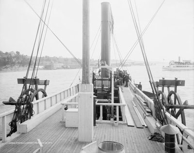 Steamer Clermont, dekk, ser akterut, 1909 av Detroit Publishing Co.