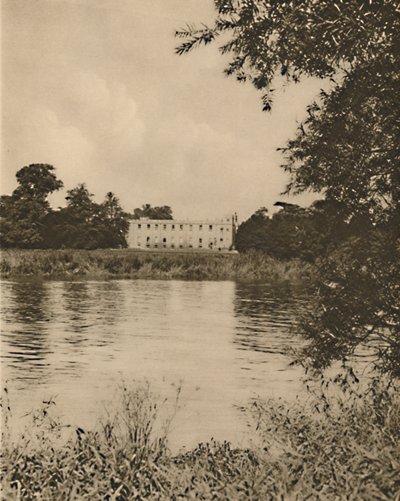 Fair Thames Washes the Reedy Banks av Syon House, c1935. av Donald McLeish