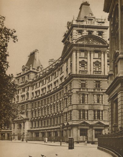 Salisbury House: Palatial Business Premises in the City, c1935. av Donald McLeish
