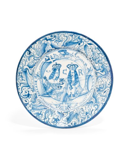 Delft blå og hvit kongelig dobbeltportrettlader, ca. 1662-85 av Dutch School