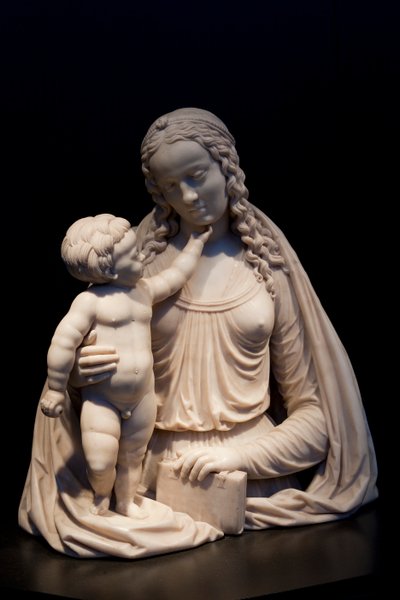 Jomfru og barn, ca. 1525, katedralens skattkammer, St. Michael og St. Gudula-katedralen (metallarbeid) av Dutch School