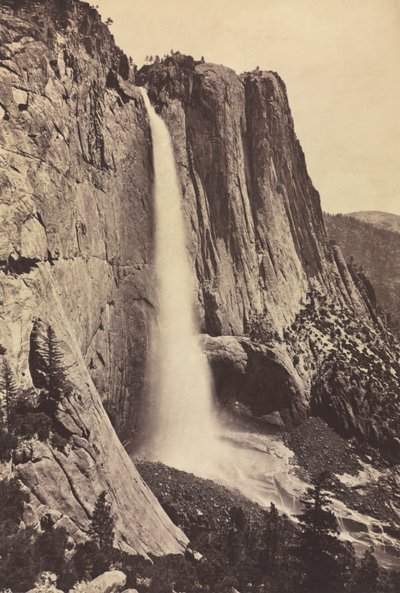 Yosemite Falls, 1868. av Eadweard Muybridge