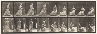Plate 240. Sitter og flørter en vifte av Eadweard Muybridge