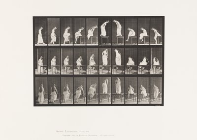 Plate 513. Komme av og på bordet av Eadweard Muybridge